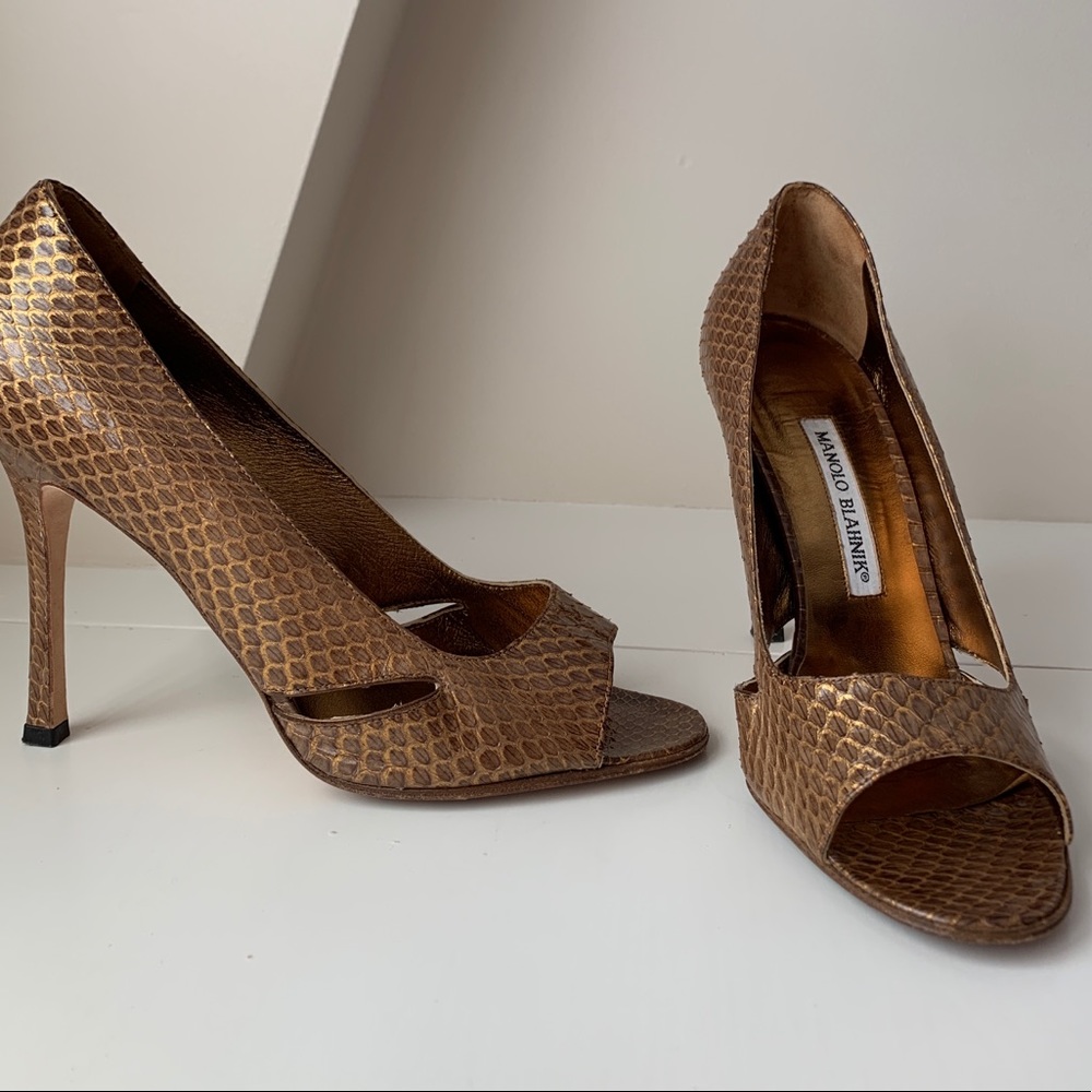 Manolo Blahnik snakeskin heels, size 38.5